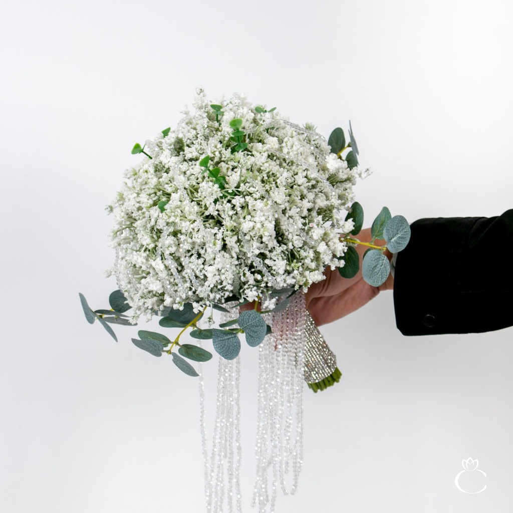 Baby’s Breath Pearl-Draped Bridal Bouquet