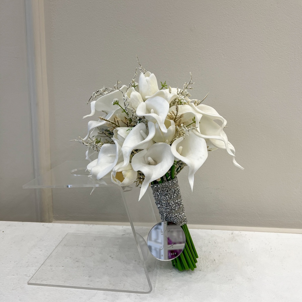 Tulip & Calla Elegance  