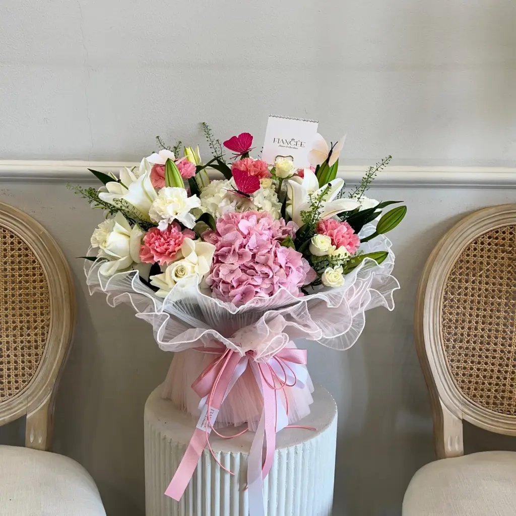 Blush Harmony Bouquet 