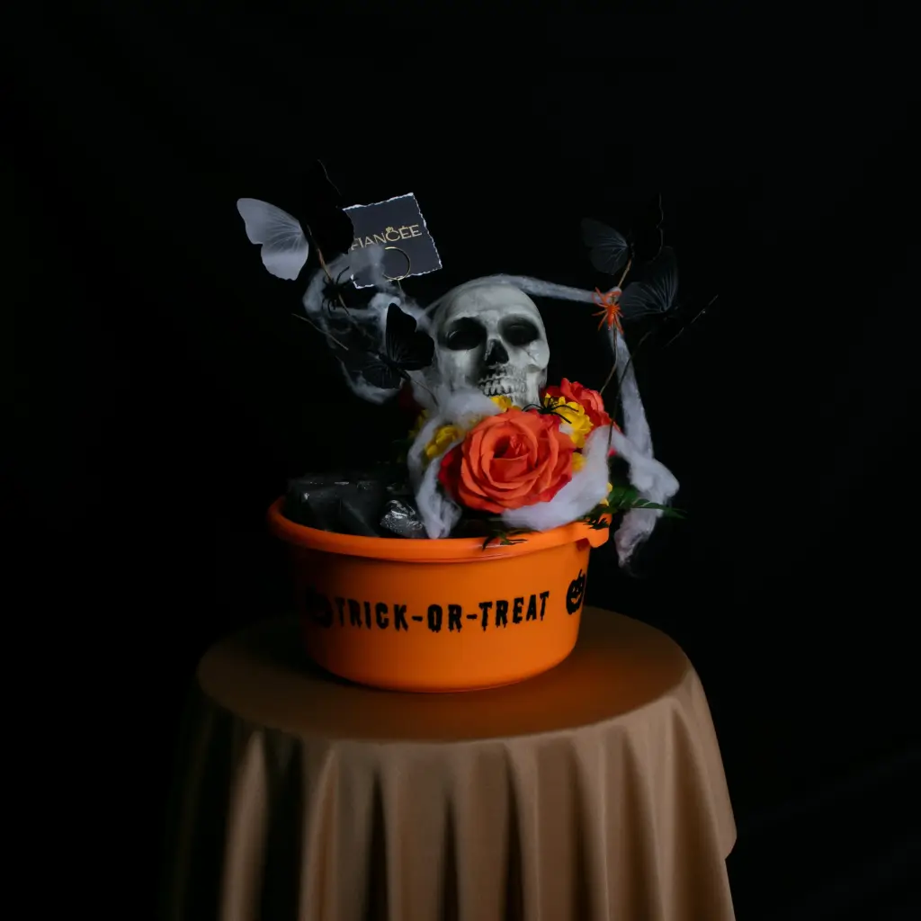 Spooky Halloween Basket 