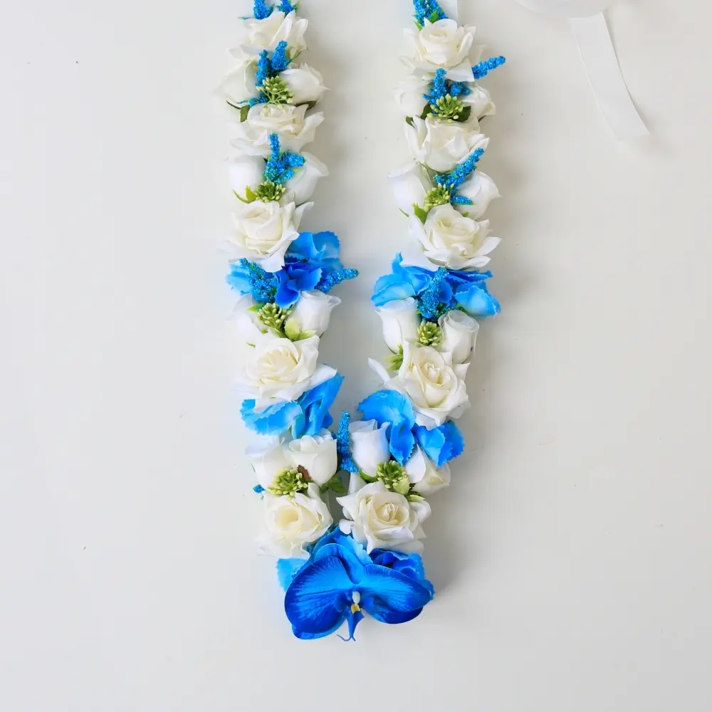 Pride of Graduation Garland