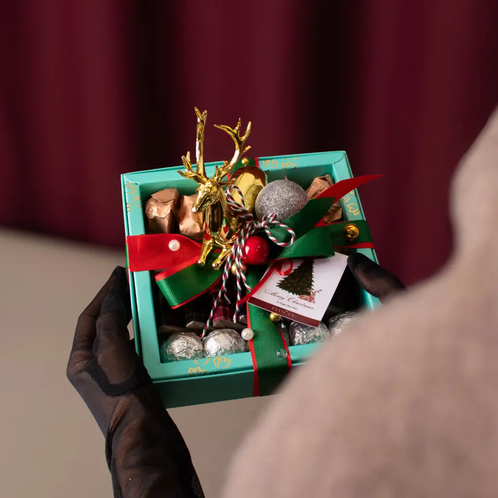  Fiancée Christmas Chocolate Box
