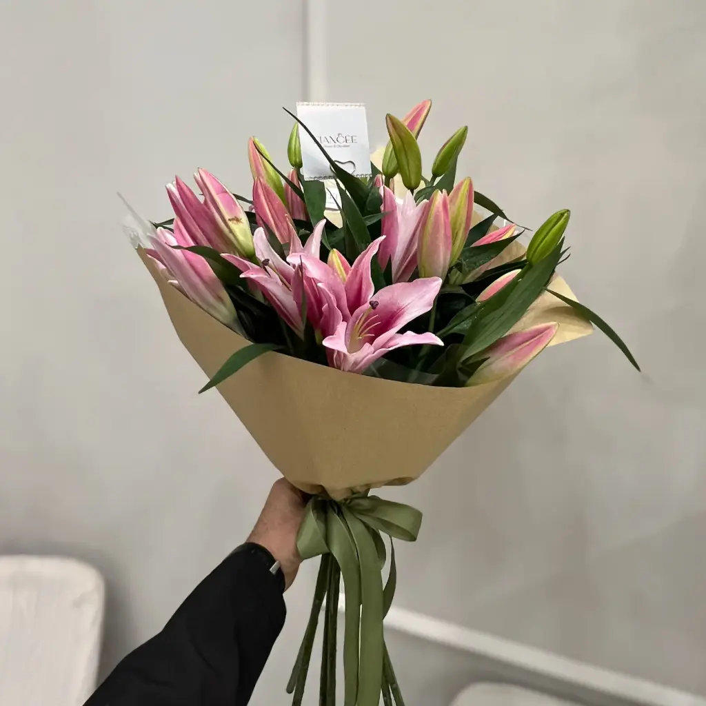  Soft Pink Lily Bouquet