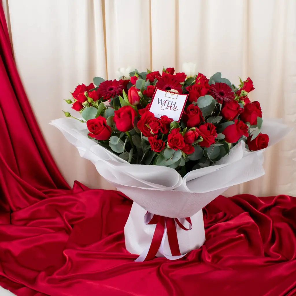  Fiancée Classic Bouquet