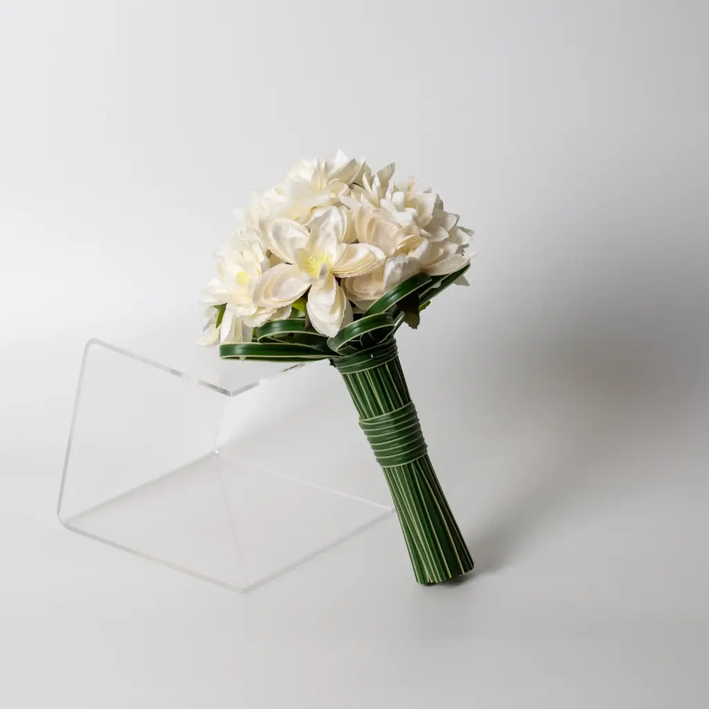 مسكة الأوركيد الأبيض