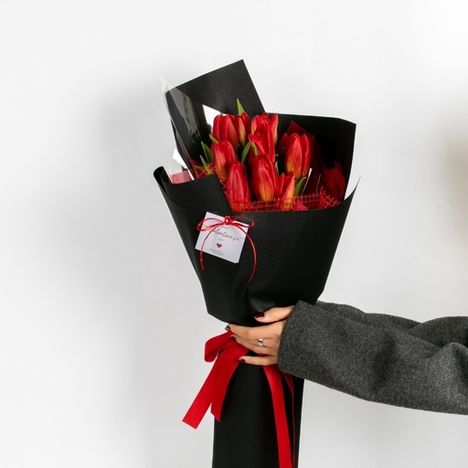 Red Tulip Bouquet