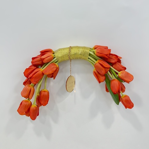 قوس التوليب الذهبي