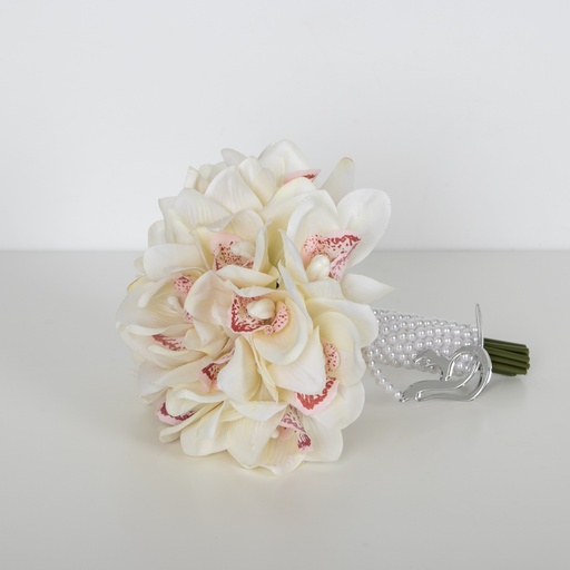 باقة زفاف عصريه