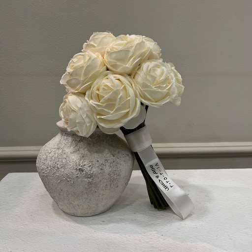 عروس جوري الأنوثة