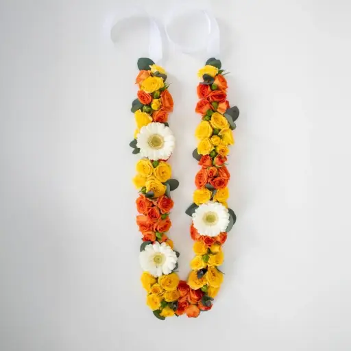 Warm Wishes Graduation Garland