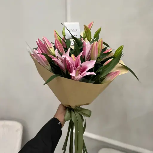  Soft Pink Lily Bouquet