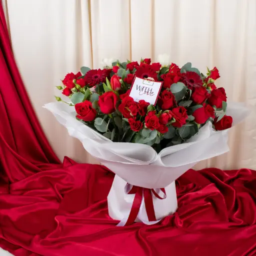  Fiancée Classic Bouquet